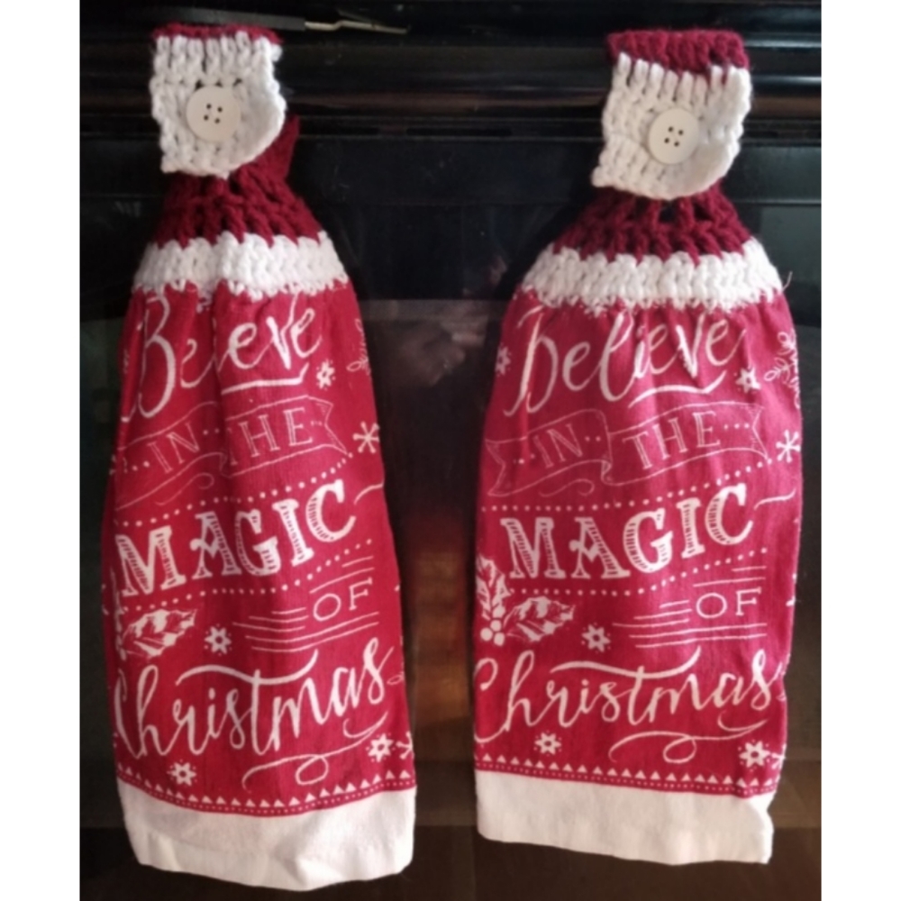 Set of 2 Believe in the magic of Christmas tea towels
